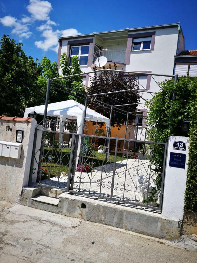 Apartmani Luis Kaštela المظهر الخارجي الصورة