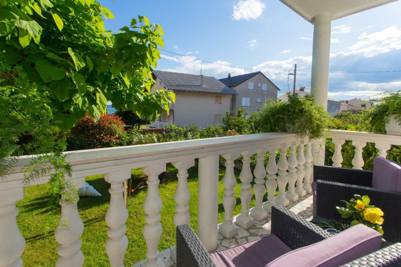 Apartmani Luis Kaštela المظهر الخارجي الصورة